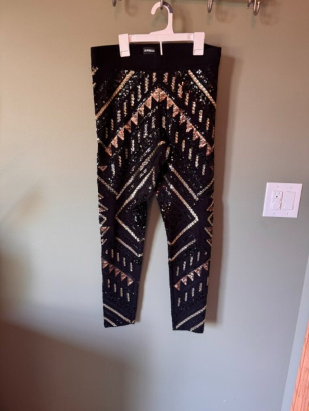 Express Sequin Geometric High Rise Leggings – M